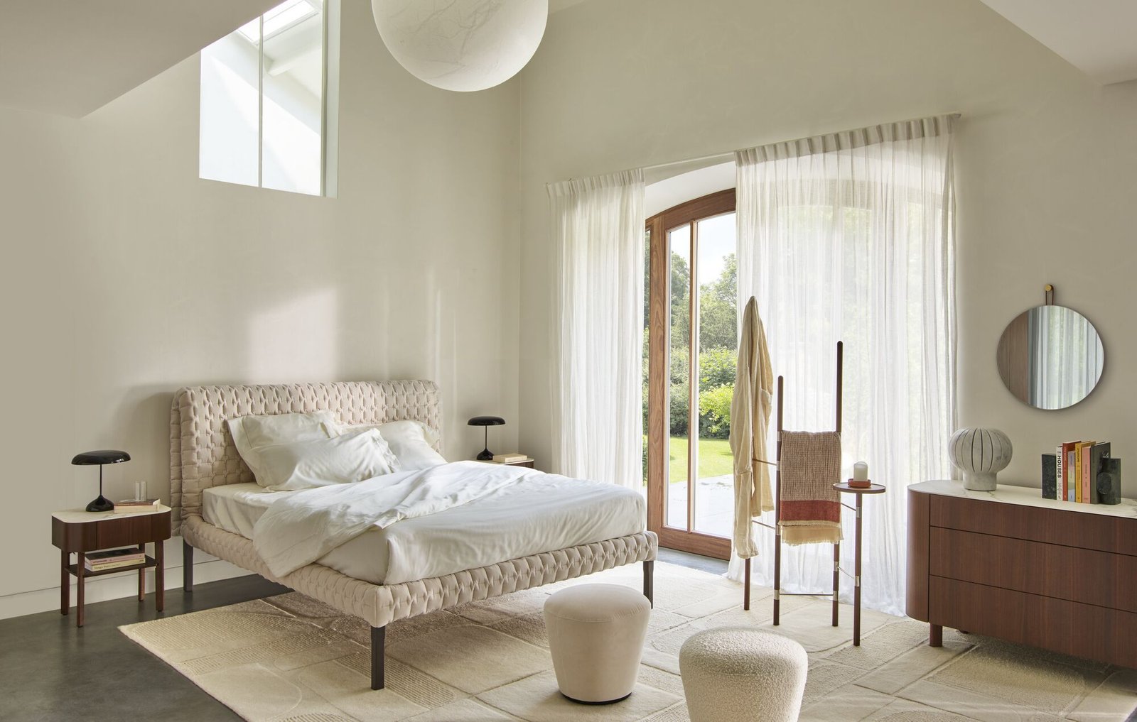 Lit Ligne Roset Ruche Bed